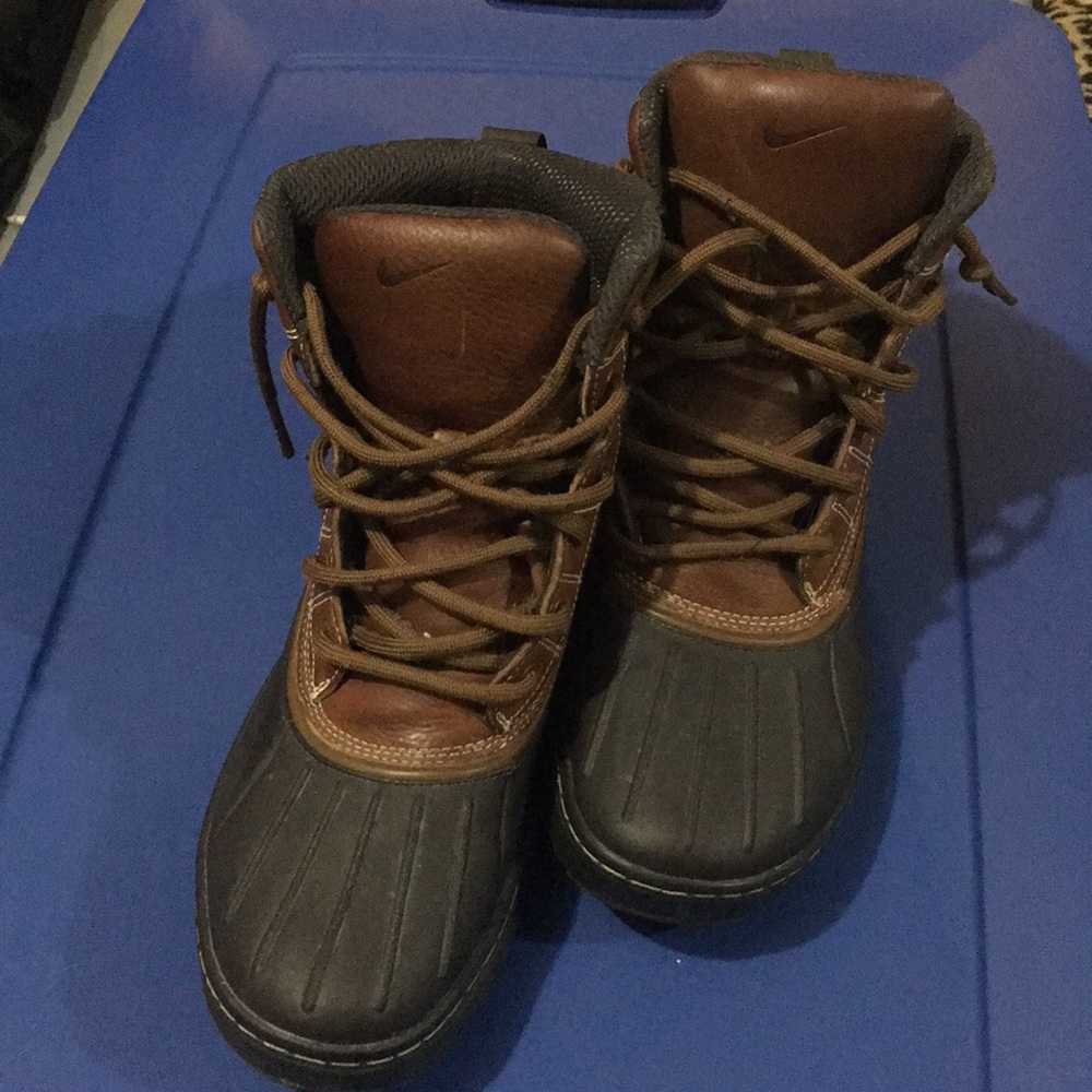 Nike boots 🥾